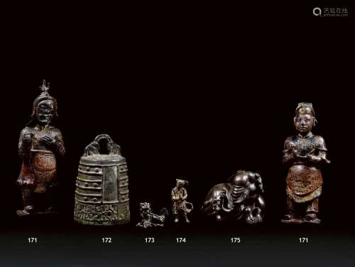 VIETNAM - XIXe siècle
Deux statuettes de divinités taoï