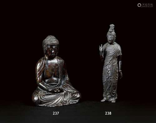 JAPON - Époque Edo (1603-1868)
Bouddha en bronze à pati