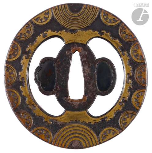 Tsuba en fer de style Heianjo, Japon, XVIe - XVIIe siècle<br...