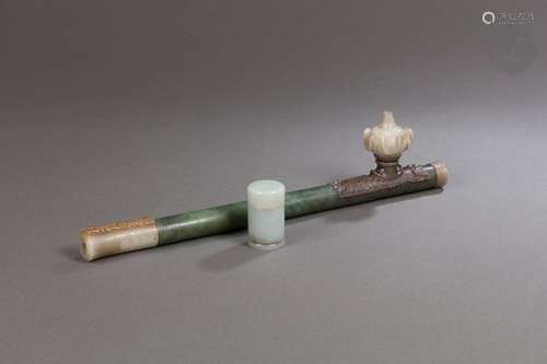 Pipe à opium en néphrite verte et une boîte à opium, Chine,