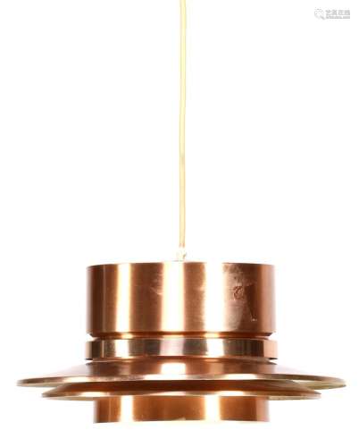Copper-coloured hanging lamp