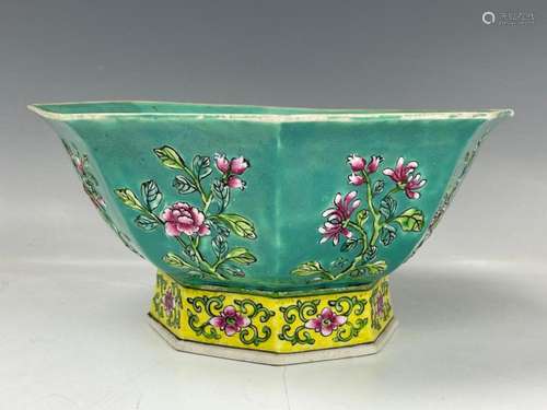 Famille Rose Turquoise Ground Floral Porcelain Bowl Octagona...