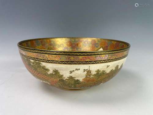 Gilt Satsuma Ware Figural Landscape Porcelain Bowl