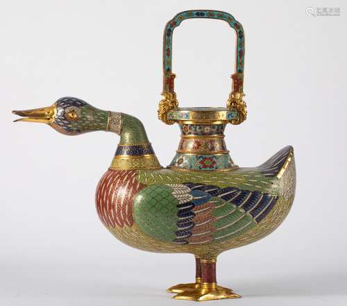 Qianlong period, Qing dynastyCloisonne enamel duck zun vese....