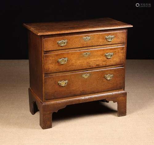 A Small 18th Century Oak Chest of Drawers. The three long li...