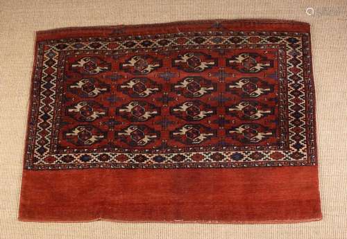 A Bokhara Tekke Carpet / Bag 31½'' x 44'' (8...