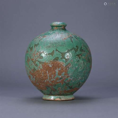 Green glazed carved pot