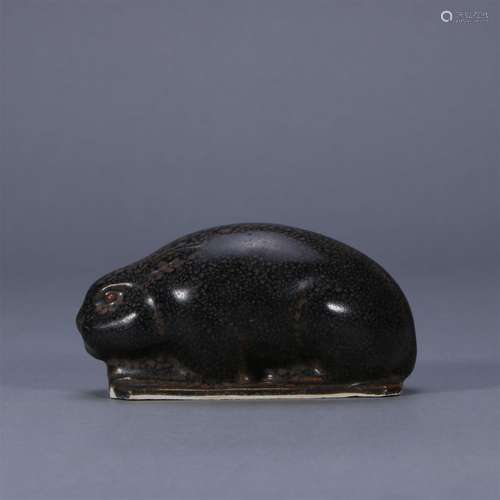 Black glazed auspicious animal ornaments