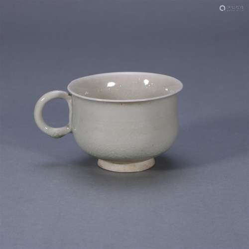 Celadon handle cup