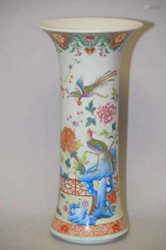 Qing Chinese Yongzheng Style Porcelain Gu Vase