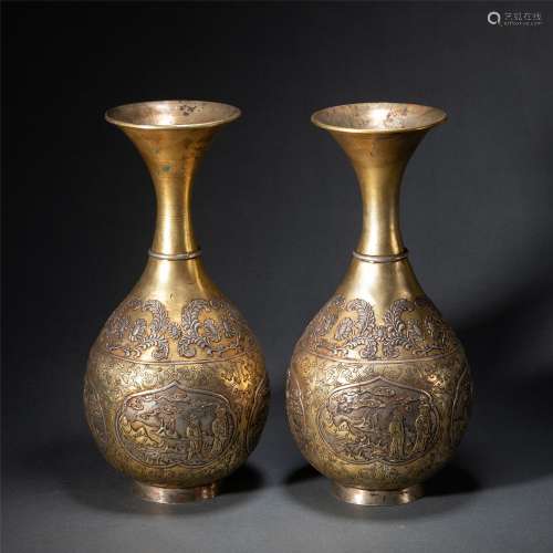 A PAIR OF CHINESE GILT SILVER VASES