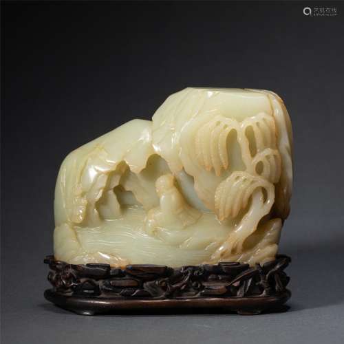 A CHINESE JADE BOULDER ORNAMENTS