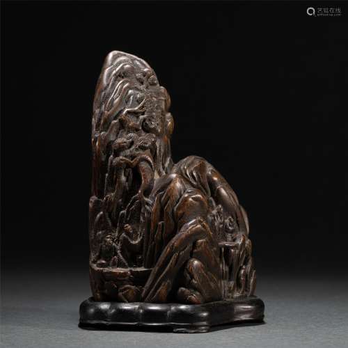 A CHINESE CHENXIANG WOOD BOULDER ORNAMENTS