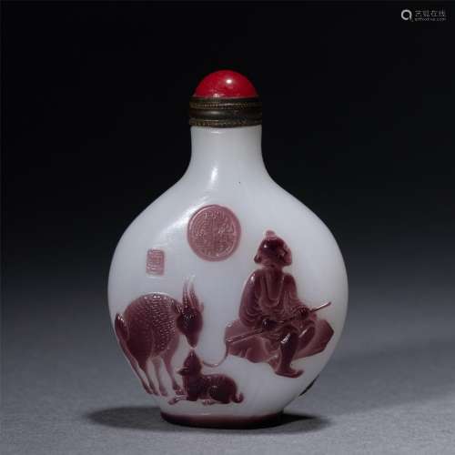 A CHINESE SNUFF BOTTLE