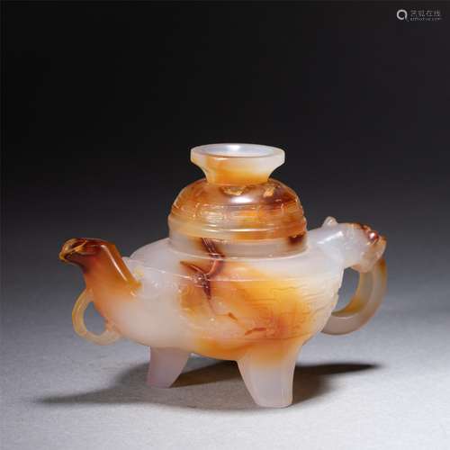 A CHINESE JADE EWER