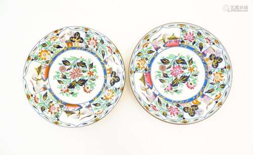 A pair of 19thC Spode plates decorated with a central chinoi...