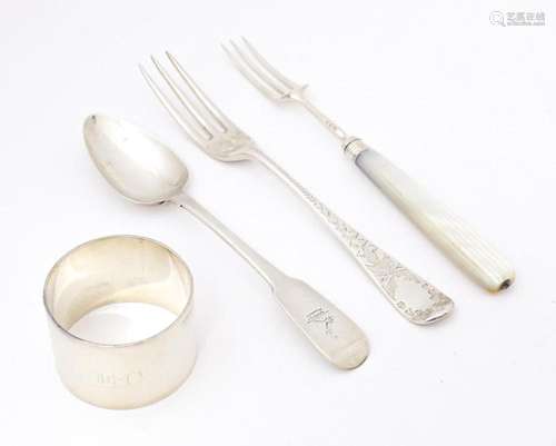 Assorted silver items including a napkin ring hallmarked Bir...