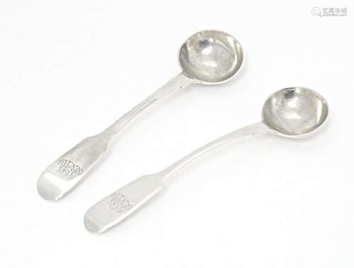 A pair of Geo IV silver Fiddle pattern salt spoons, hallmark...