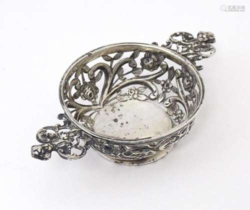 A Victorian silver two handled dish / quaich with pierced an...