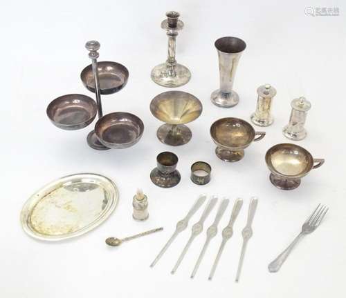 A quantity of assorted silver plated and other metal wares t...