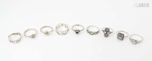 Nine assorted silver rings (9)