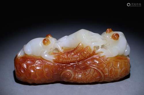 Hetian Jade Pretty Color Golden Toad Paperweight