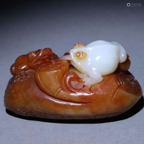 Hetian Jade Pretty Color Golden Toad Paperweight