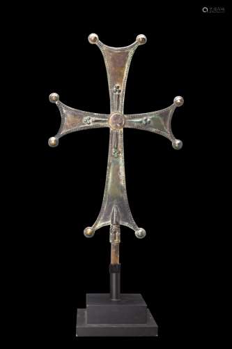 RARE BYZANTINE BRONZE PROCESSIONAL CROSS