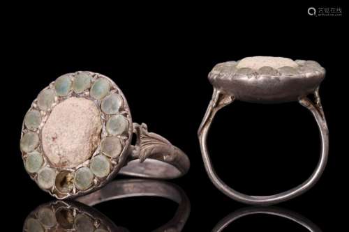 POST-MEDIEVAL RING WITH CABOCHONS
