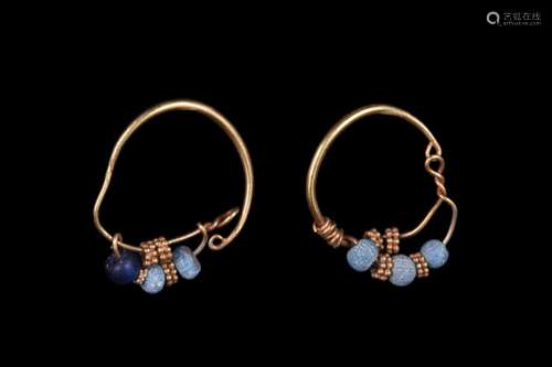 ROMAN GOLD EARRINGS WITH GLASS AND FILIGREE BEADS