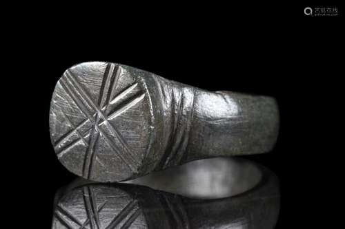 ROMAN BRONZE RING WITH STYLISED THUNDERBOLT