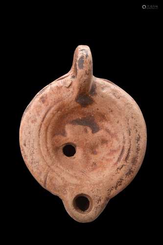 ROMAN TERRACOTTA OIL LAMP WITH ANIMAL