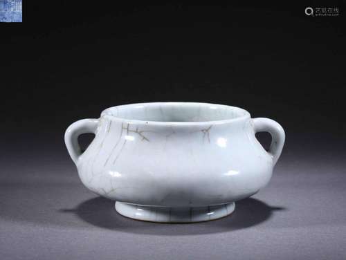 A Ge-ware Crackle Censer