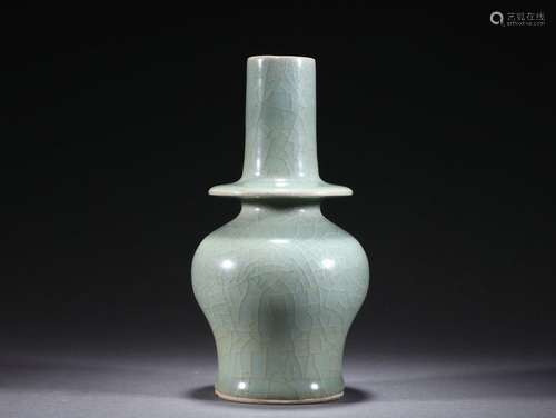 A Celadon Glaze Vase