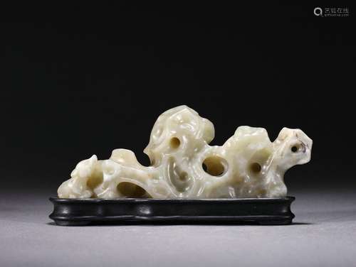 A Carved Jade Rock Shape Brushrest