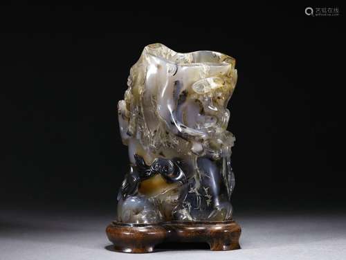 A Carved Agate Brushpot