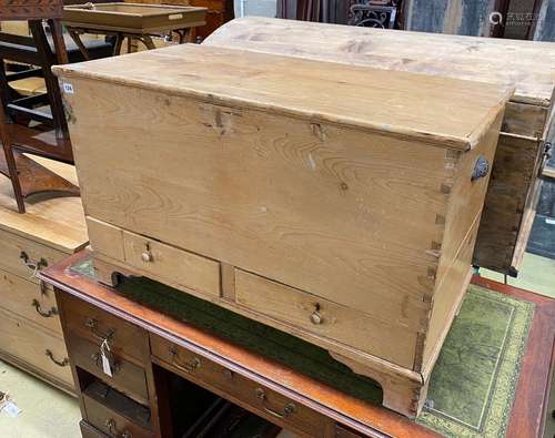 A 19th century pine mule chest, length 100cm, depth 49cm, he...