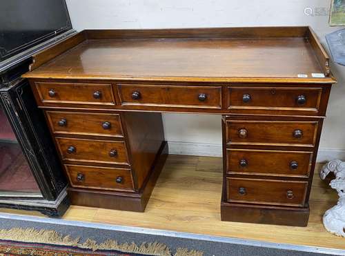 A Victorian mahogany pedestal desk, width 171cm, depth 54cm,...