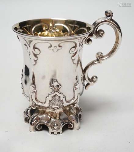 A Victorian silver gothic style christening mug, Henry Wilki...