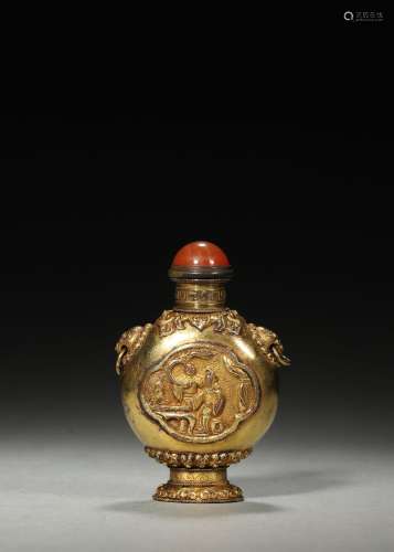 A figure patterned gilding copper snuff bottle with beast he...