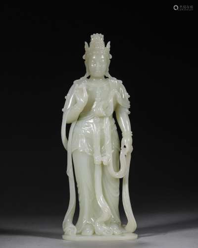 A jade Guanyin statuette