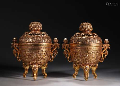A pair of lotus patterned gilding copper censers