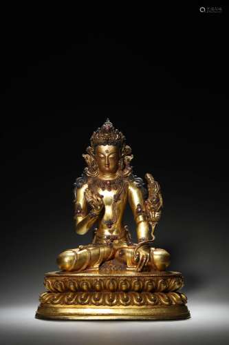 A gilding copper Guanyin bodhisattva statue