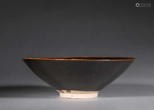 A Jizhou kiln porcelain bowl