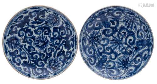 Two Chinese blue and white saucer dishes, Kangxi painted wit...