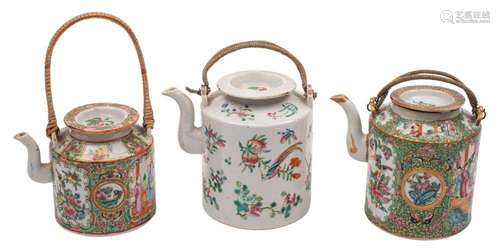 A group of three Canton teapots and covers of cylindrical fo...