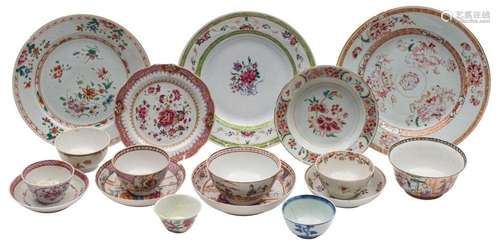 A mixed lot of Chinese famille rose wares with floral and fi...