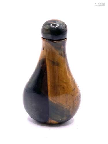 Late 19th century polished Tigers eye stone snuff