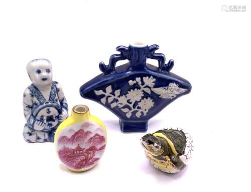 4 Chinese porcelain snuff bottles in various forms