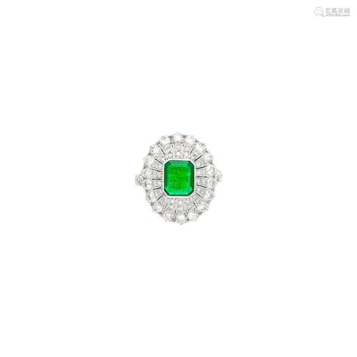 Buccellati Platinum, Emerald and Diamond Ring